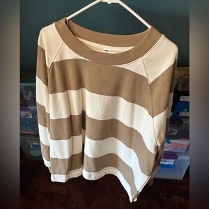 Old Navy Striped Seeatshirt